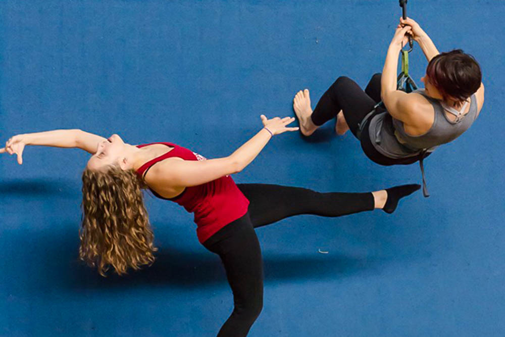 Aerial Straps [Class in NYC] The Muse CourseHorse